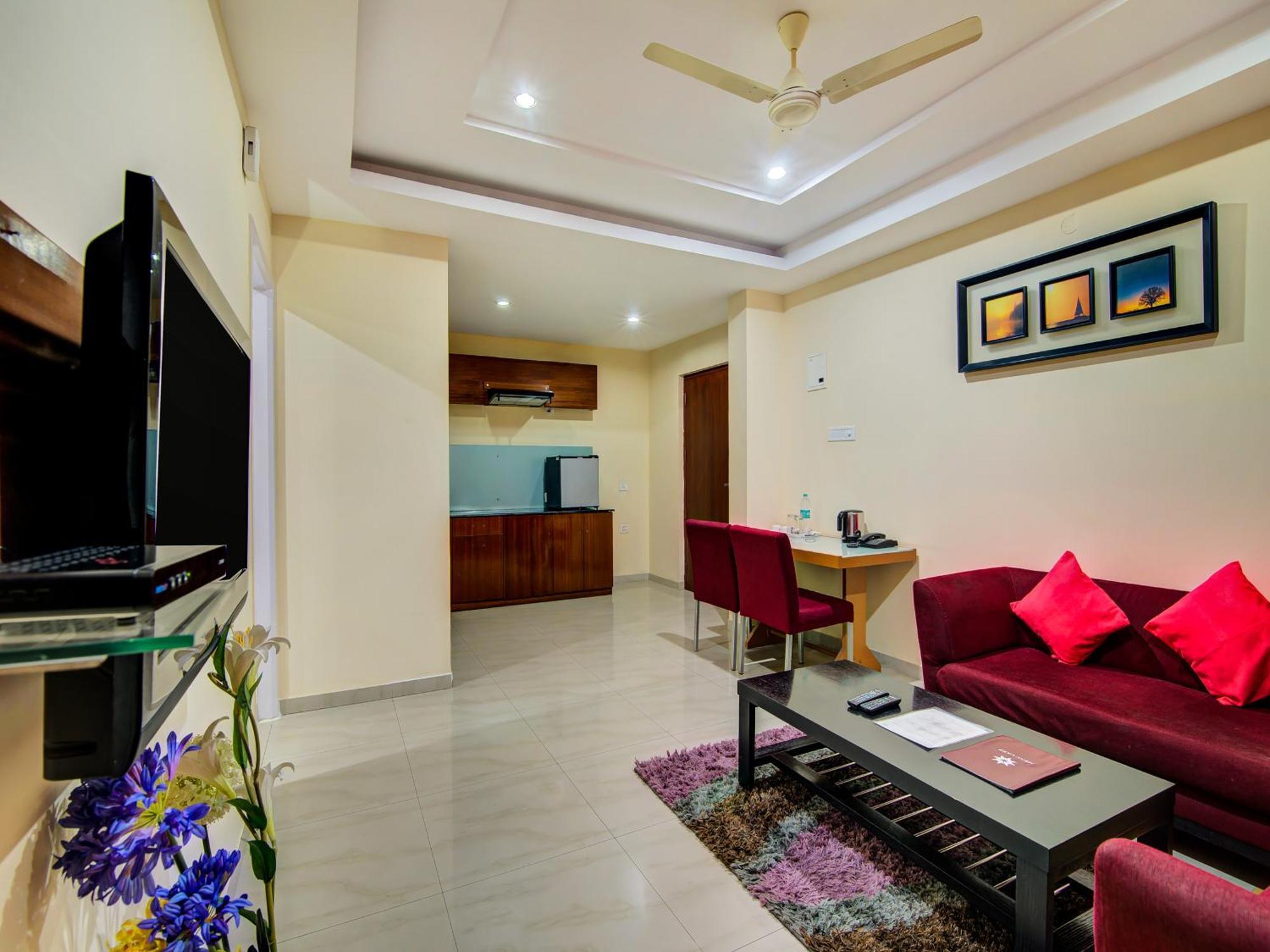 Gardeenia Comfortes Suites-Fully Vaccinated Staff Бангалор Экстерьер фото