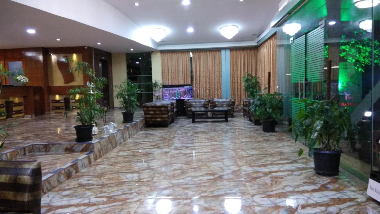 Gardeenia Comfortes Suites-Fully Vaccinated Staff Бангалор Экстерьер фото